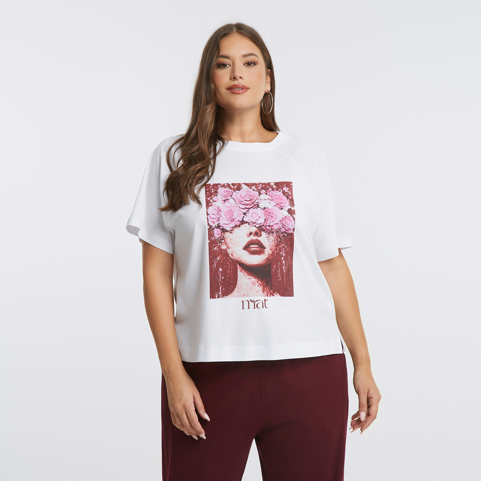 Cotton t-shirt with artistic floral print