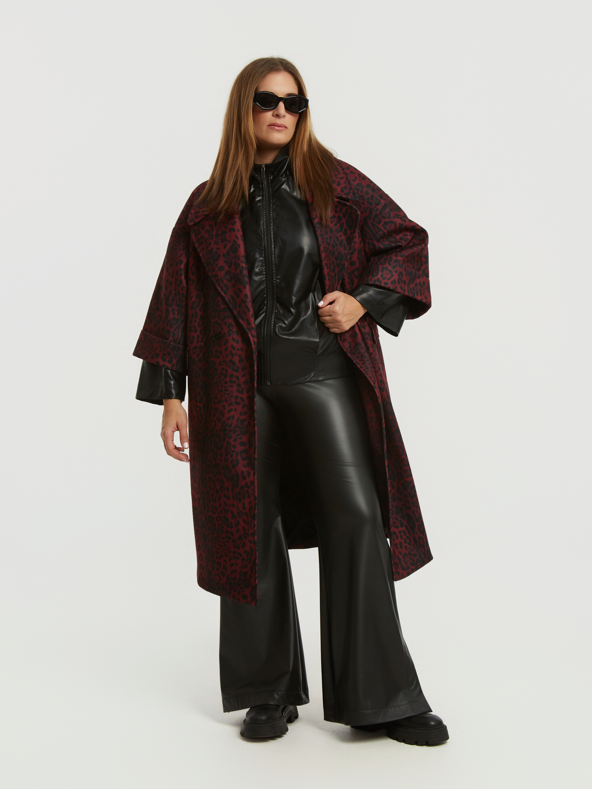 Λεοπάρ παλτό oversize φωτογραφία