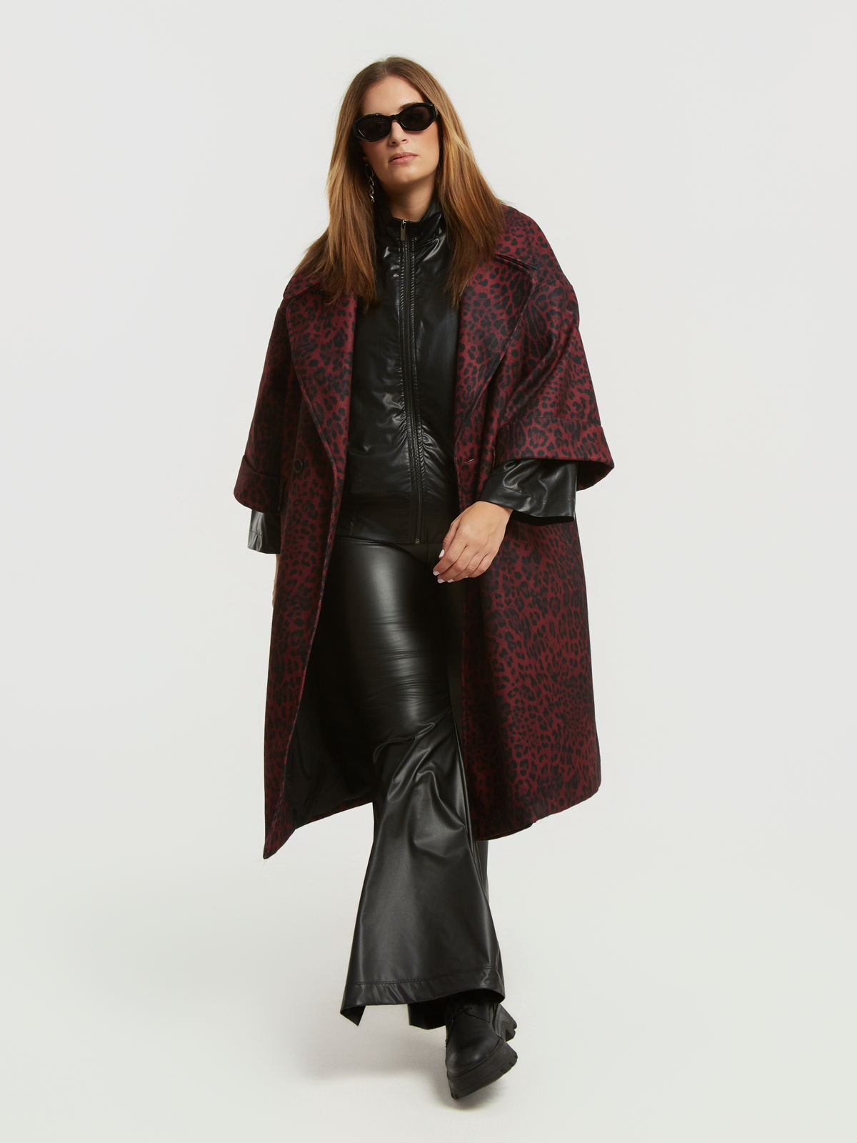 Λεοπάρ παλτό oversize φωτογραφία