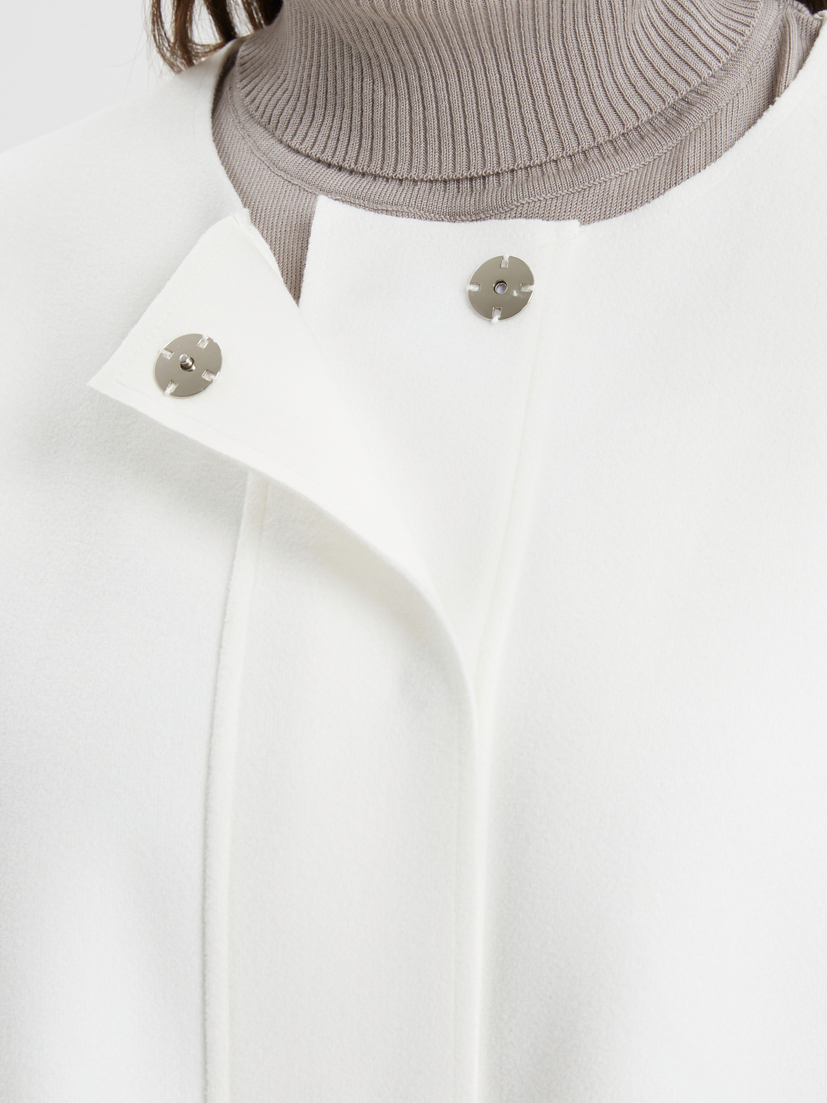 Oversized παλτό με κουμπιά φωτογραφία