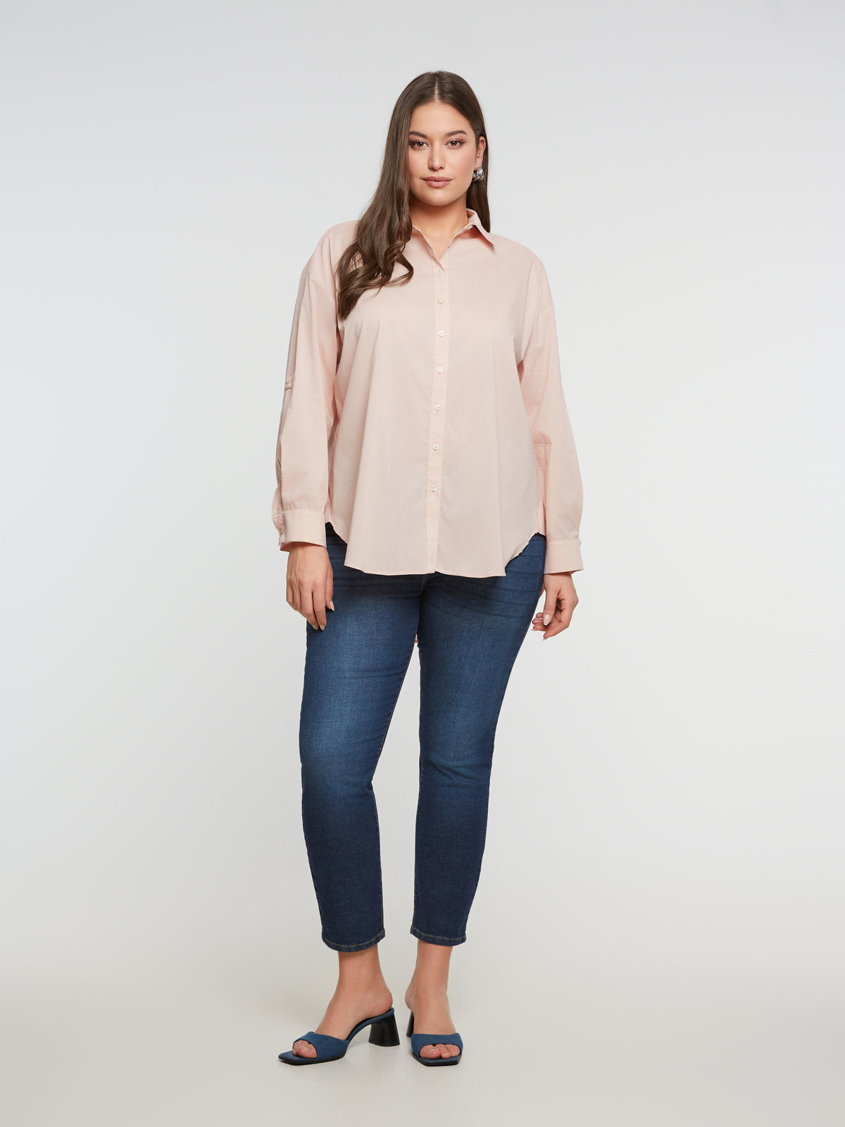 Oversized πουκάμισο με φλόραλ τύπωμα στη πλάτη φωτογραφία