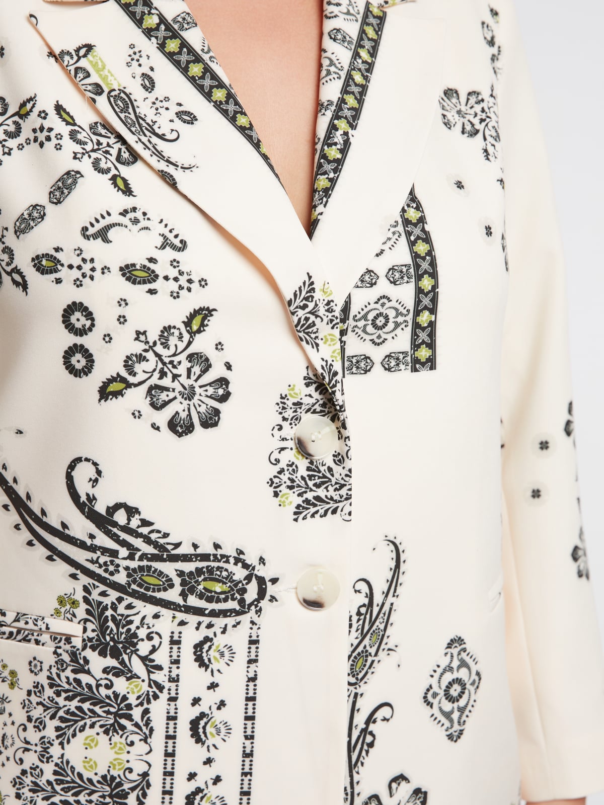 Σακάκι με paisley μοτίβο φωτογραφία