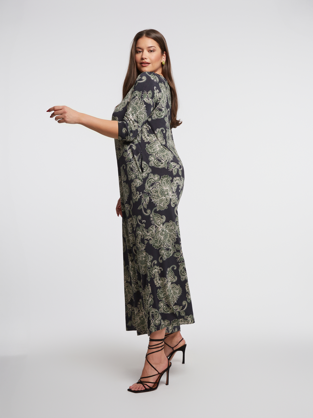 Ολόσωμη φόρμα paisley φωτογραφία