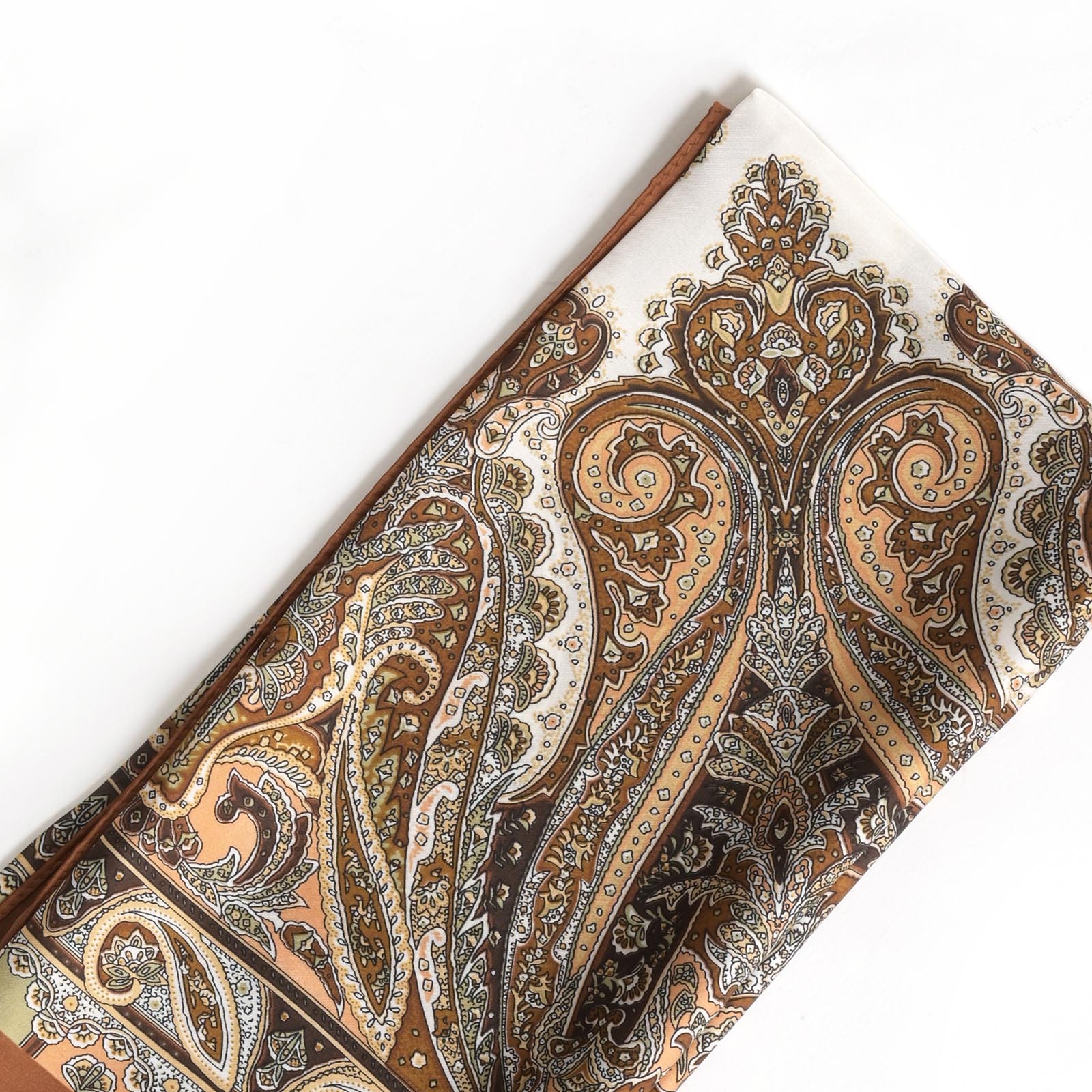 Σατέν φουλάρι με paisley τύπωμα