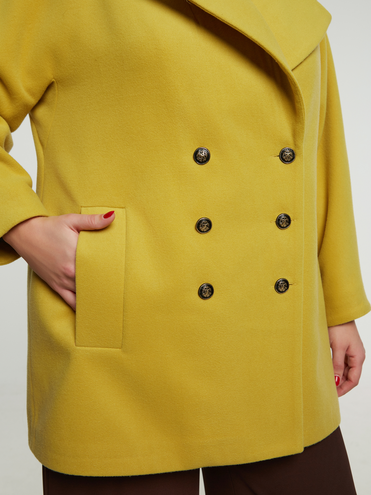 Σταυρωτό παλτό με βισκόζη φωτογραφία