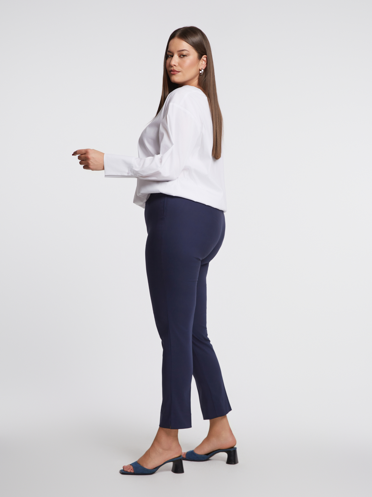 Basic βαμβακερό slim παντελόνι φωτογραφία