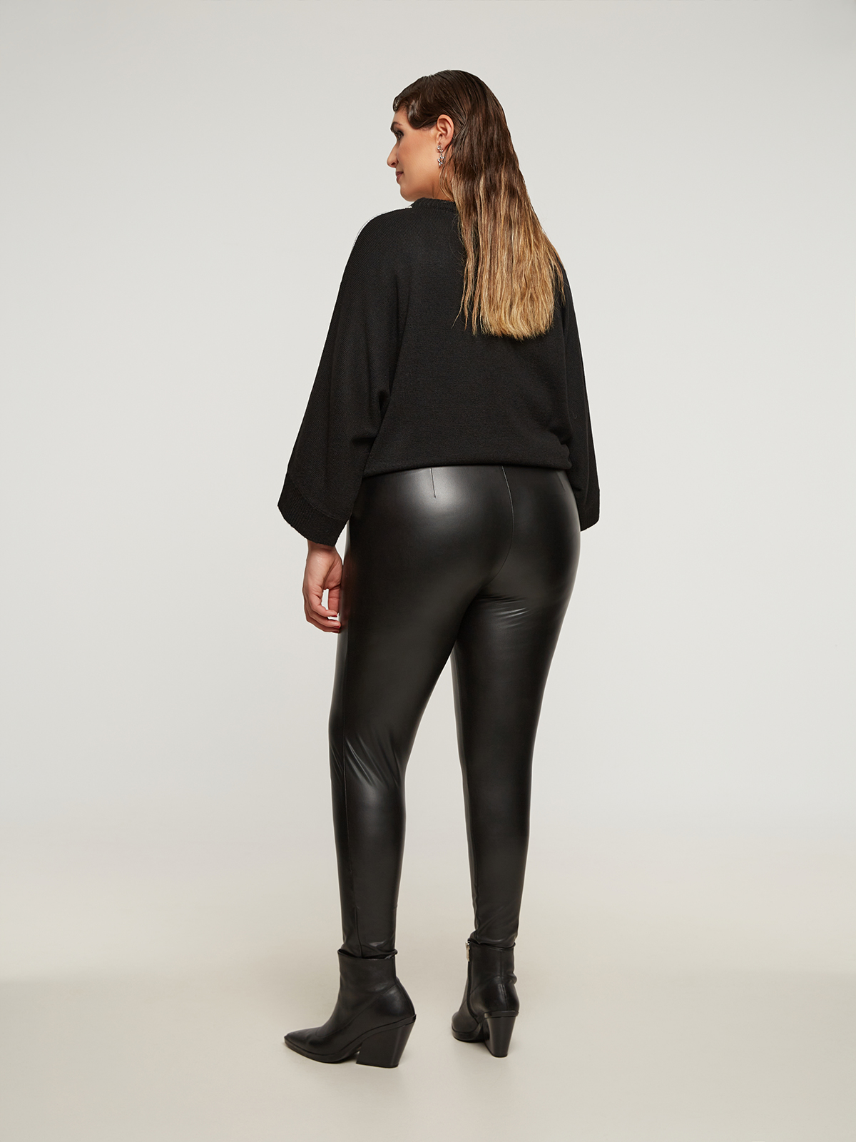 Leather-look κολάν με φερμουάρ φωτογραφία