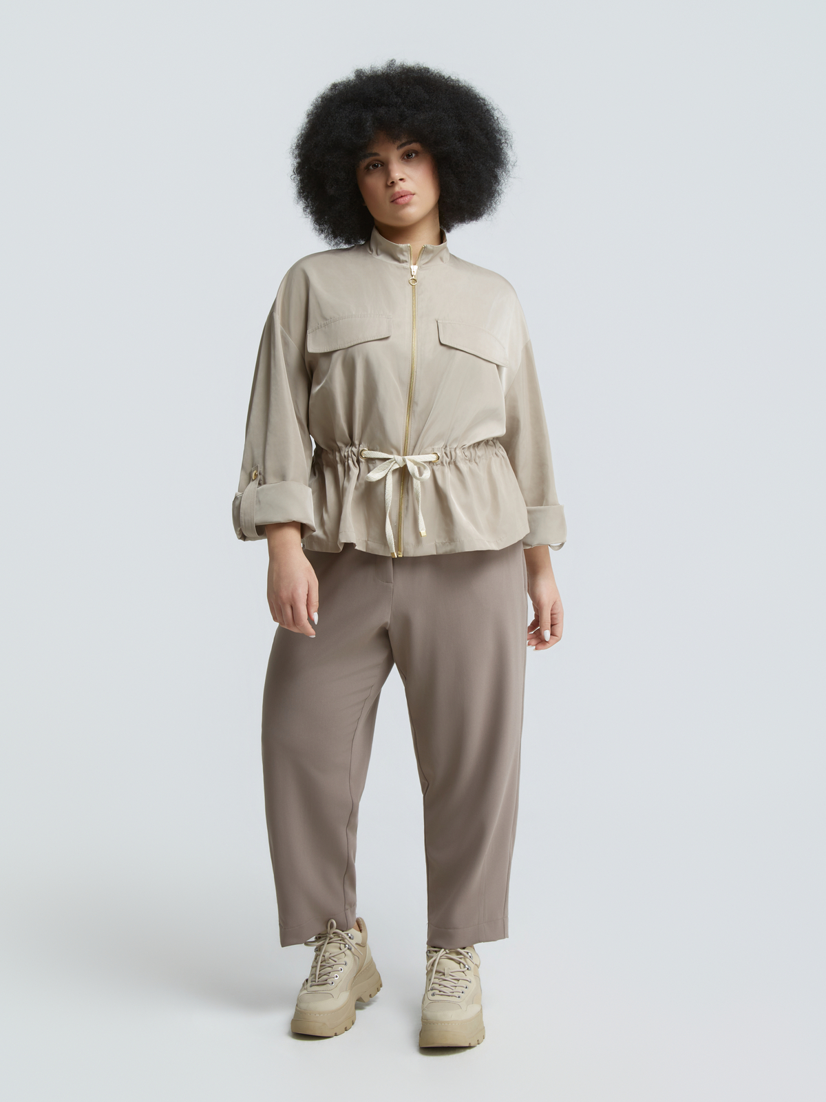 Utility τζάκετ με ρυθμιζόμενη μέση φωτογραφία