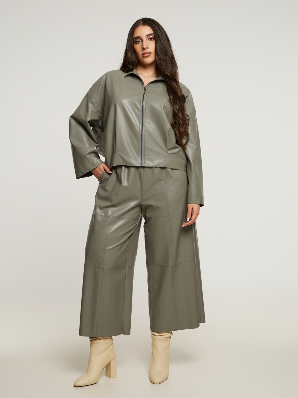 Leather-look τζάκετ με φερμουάρ φωτογραφία