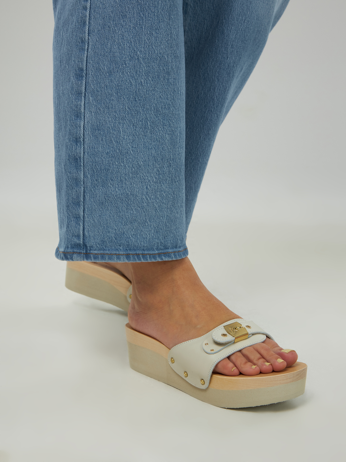 Σανδάλια Scholl Pescura φωτογραφία