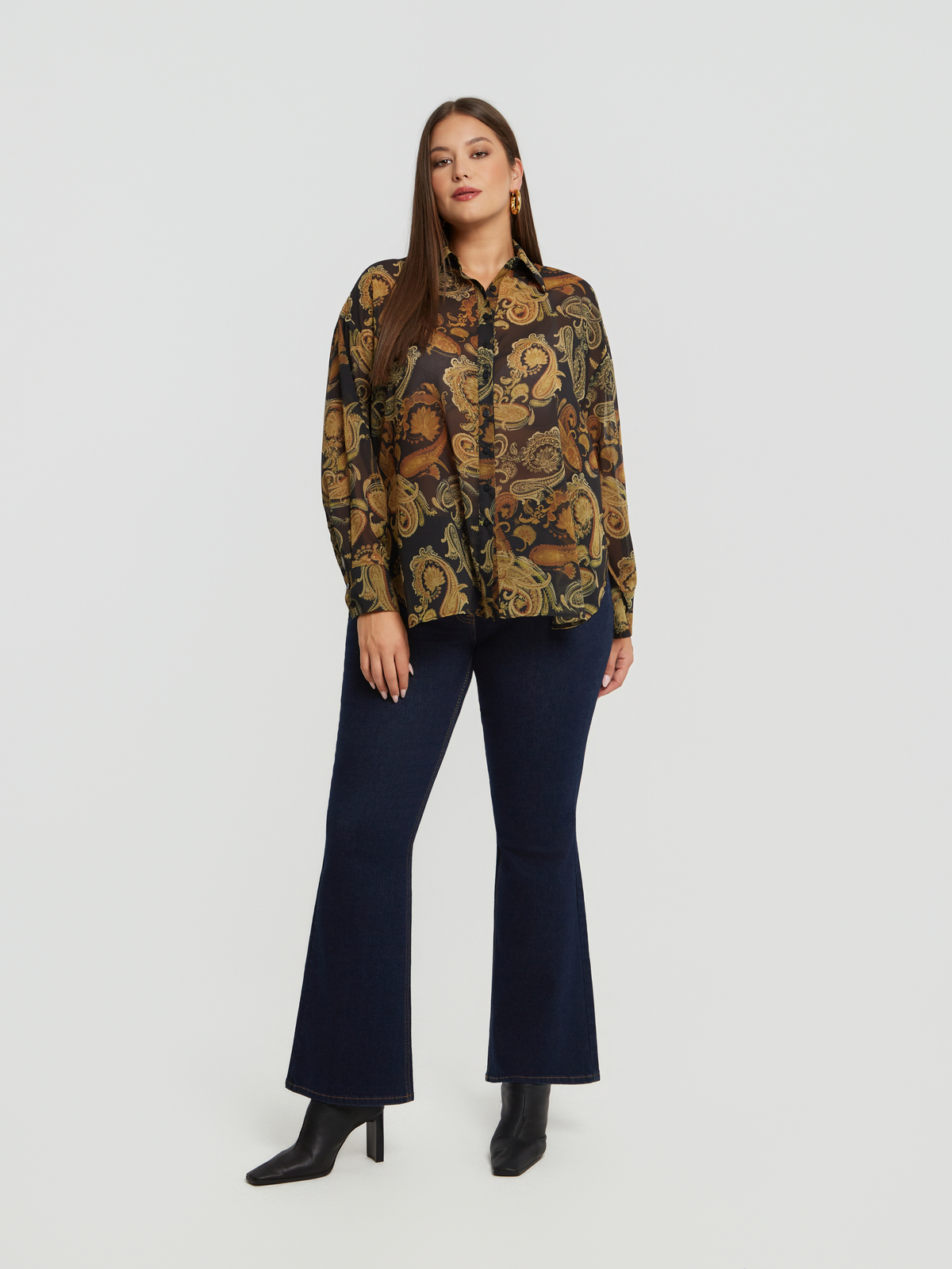 Πουκάμισο μουσελίνα με paisley σχέδιο φωτογραφία