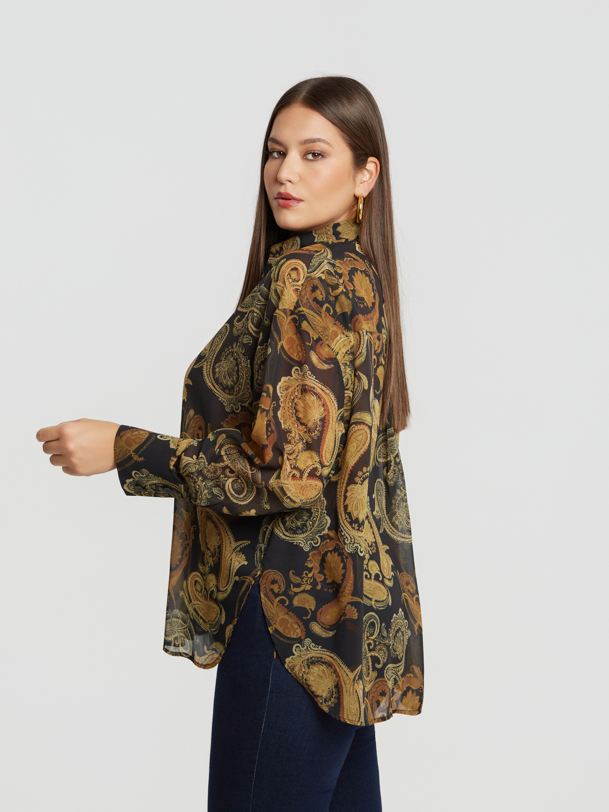 Πουκάμισο μουσελίνα με paisley σχέδιο φωτογραφία