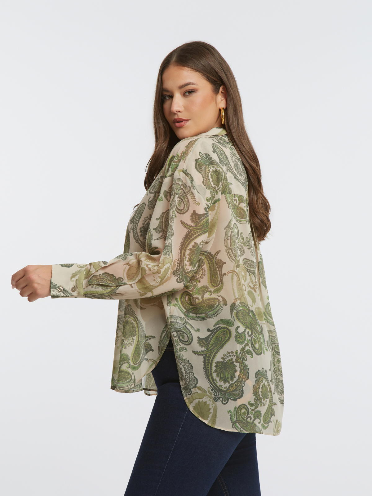 Πουκάμισο μουσελίνα με paisley σχέδιο φωτογραφία