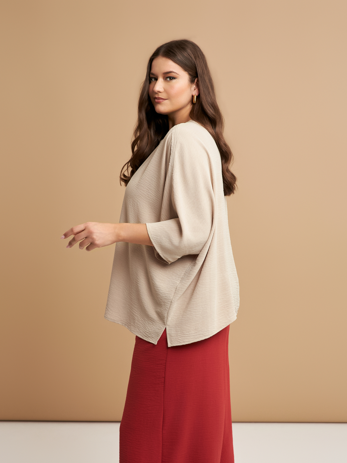 Πουκάμισο κρεπ airwashed με V-λαιμόκοψη φωτογραφία