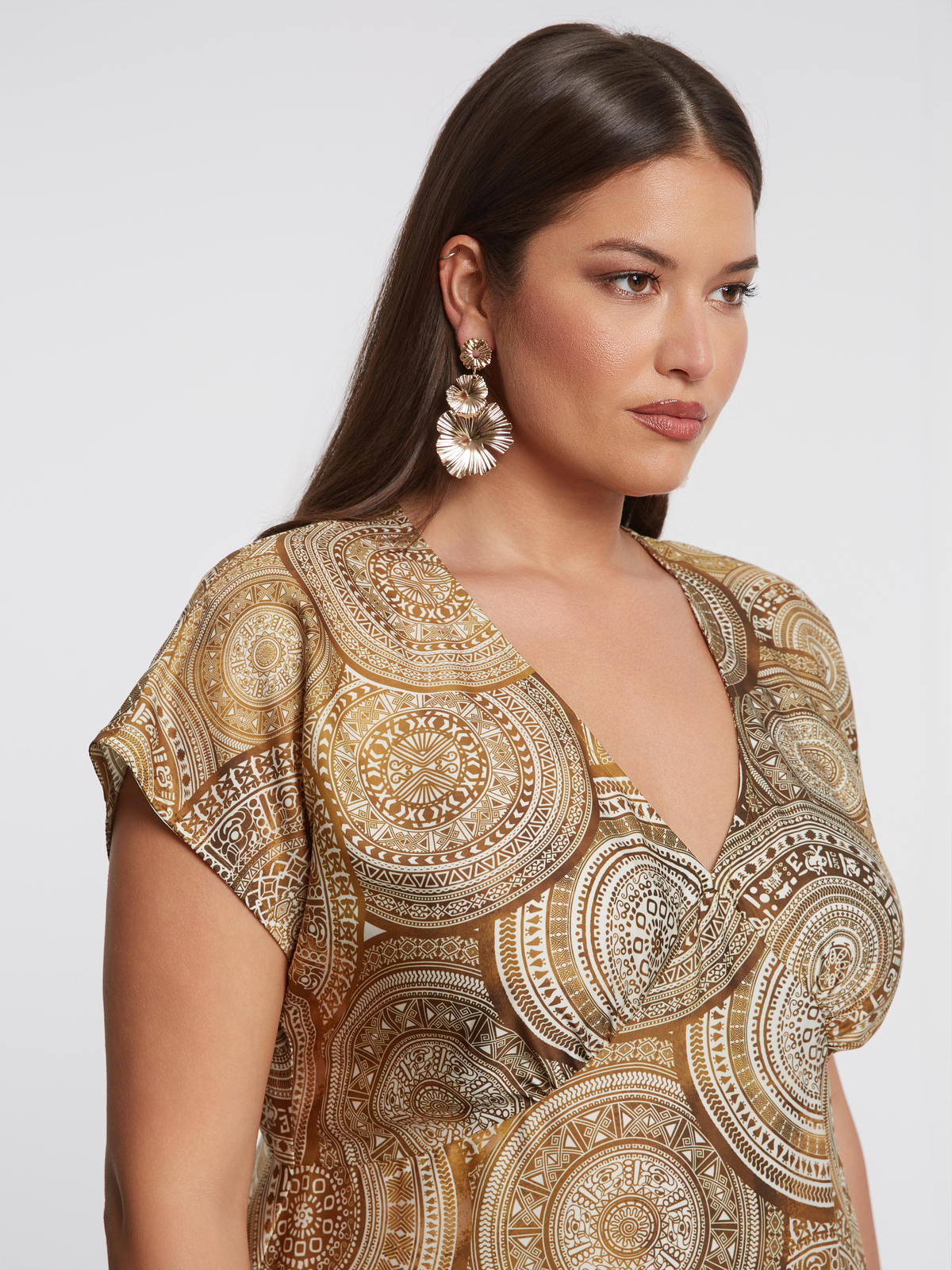 Maxi φόρεμα εμπριμέ με ντραπέ λεπτομέρεια φωτογραφία