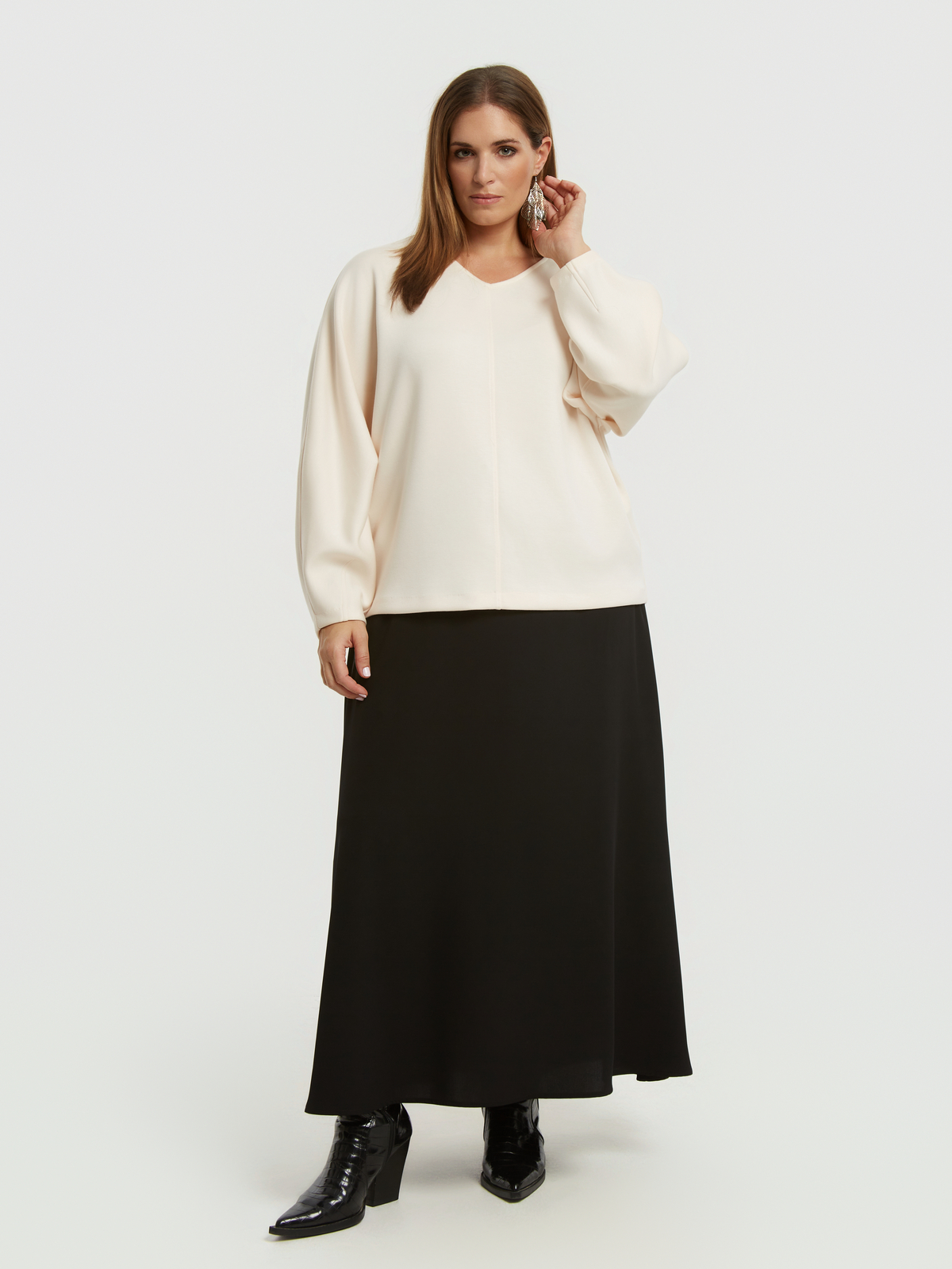 Μπλούζα φούτερ με V-λαιμόκοψη φωτογραφία