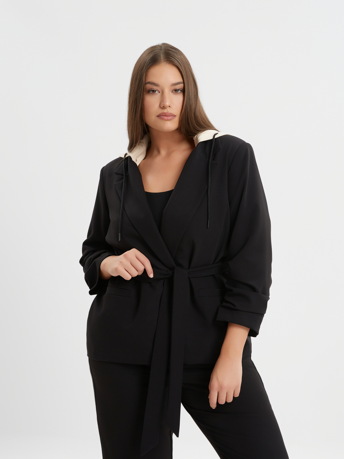 Σακάκι με φούτερ κουκούλα και δέσιμο φωτογραφία