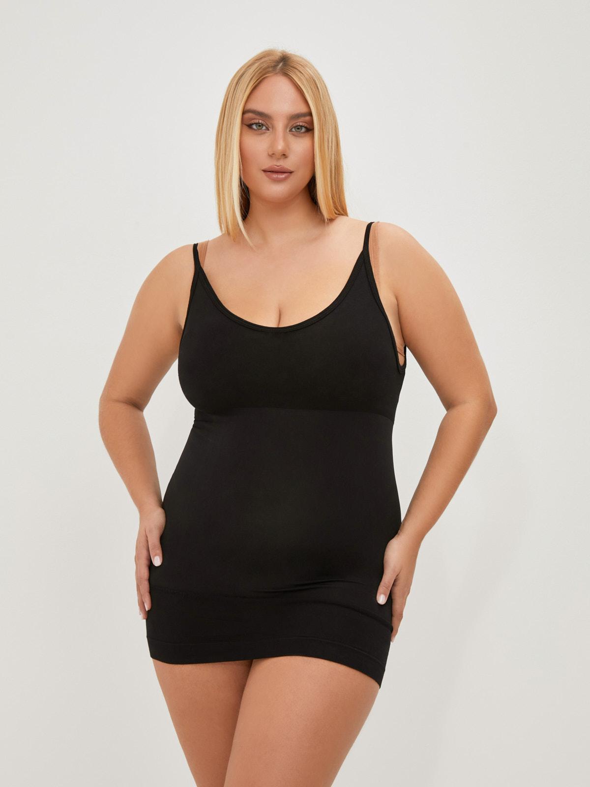 Shapewear αμάνικο τοπ σε μαύρο φωτογραφία