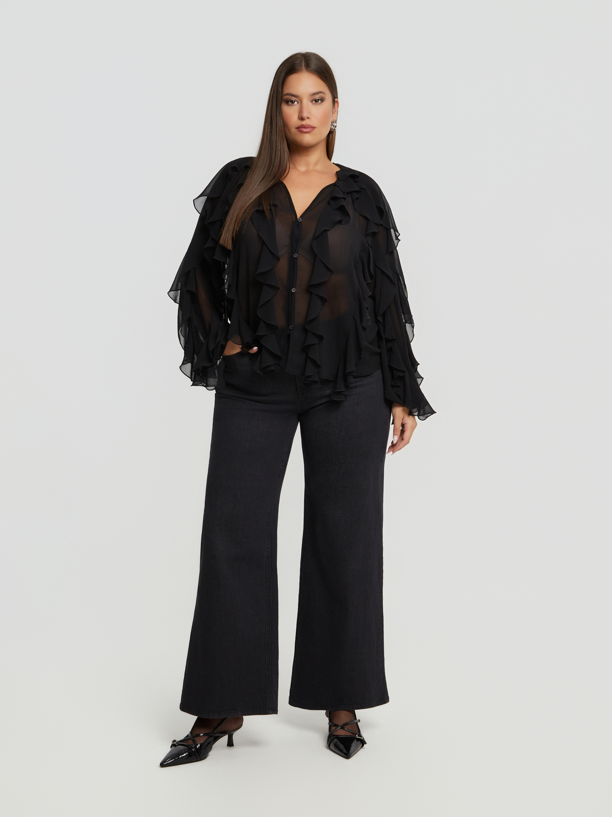 Διαφανές πουκάμισο με βολάν φωτογραφία