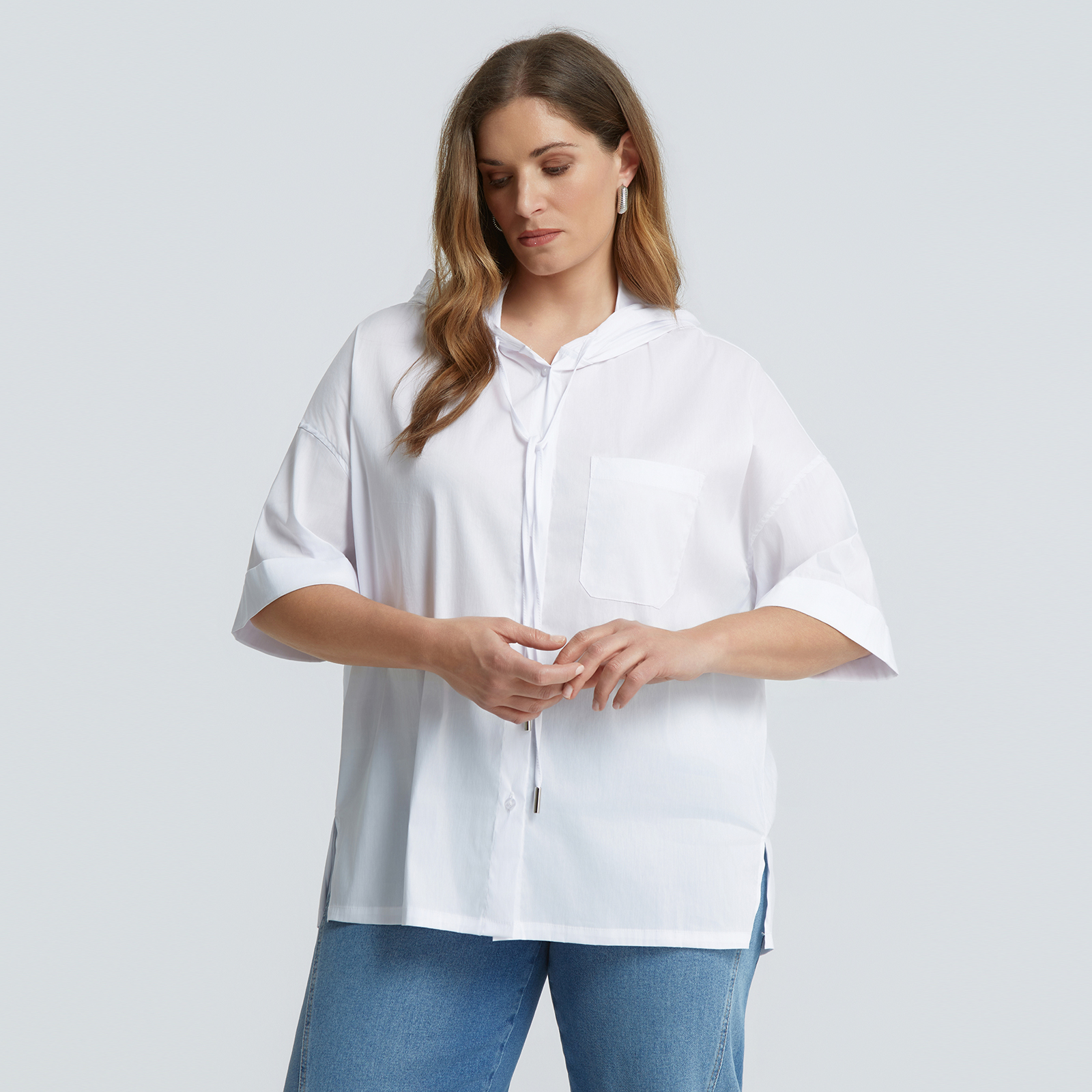 Short-sleeve poplin shirt with hood