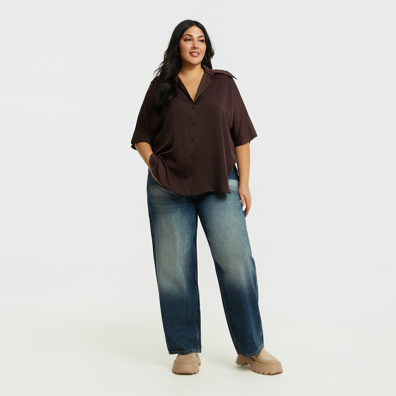 MAT FASHION Πουκάμισο σατέν με κοντό μανίκι και ovesized μυτερό γιακά