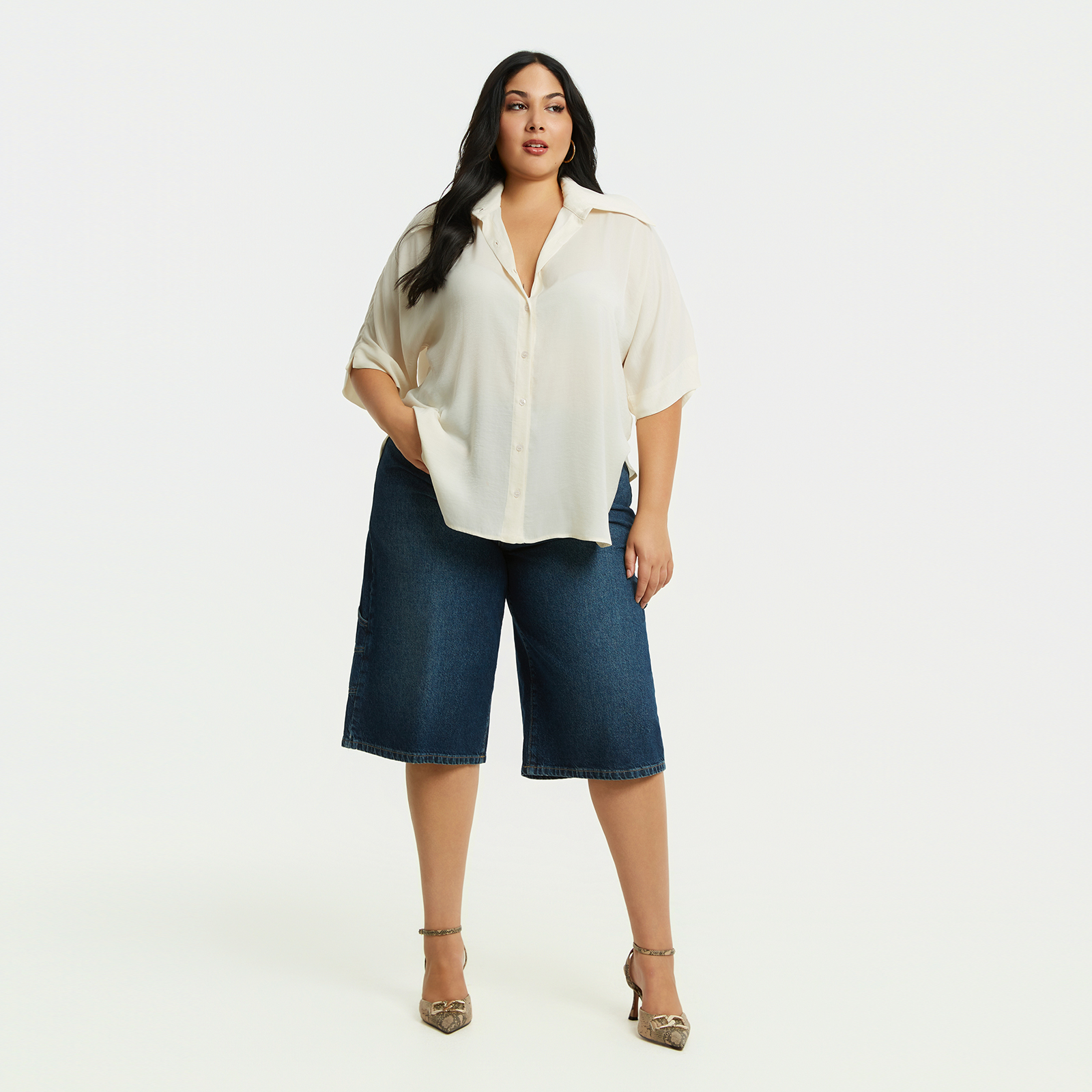 MAT FASHION Πουκάμισο σατέν με κοντό μανίκι και ovesized μυτερό γιακά