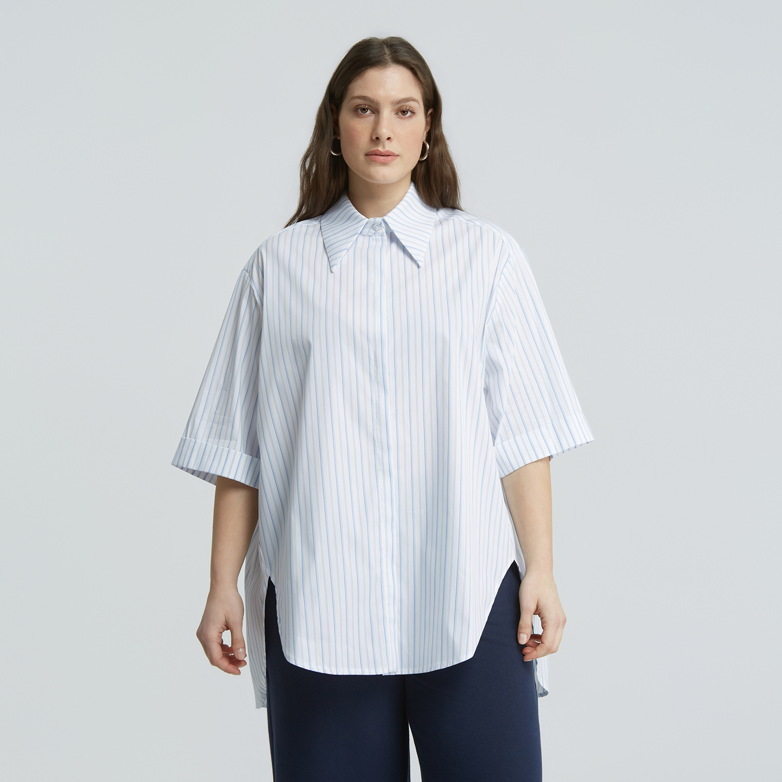 Short-sleeve striped poplin shirt