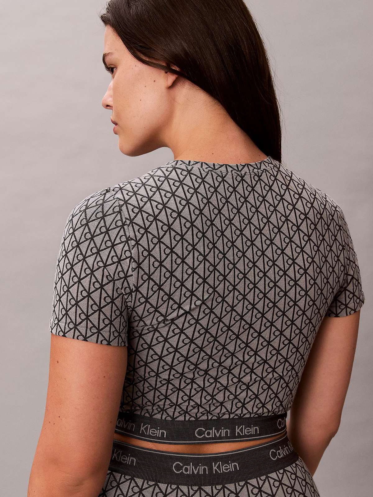 Κοντομάνικο Τοπ - Icon Shapewear Logo φωτογραφία