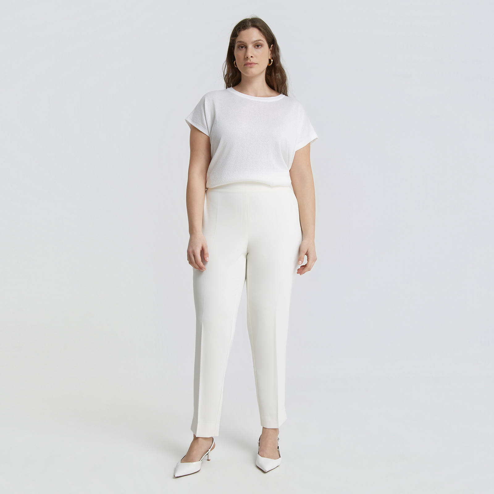 Slim ankle-length trousers with stretch comfort