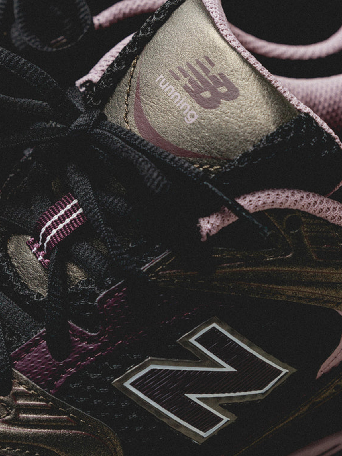 Sneakers MR530 φωτογραφία