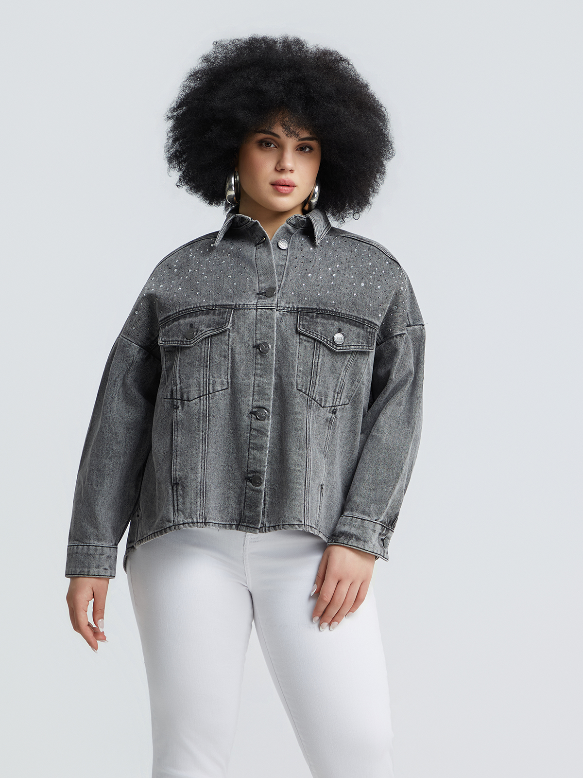 Τζιν τζάκετ με strass λεπτομέρειες φωτογραφία