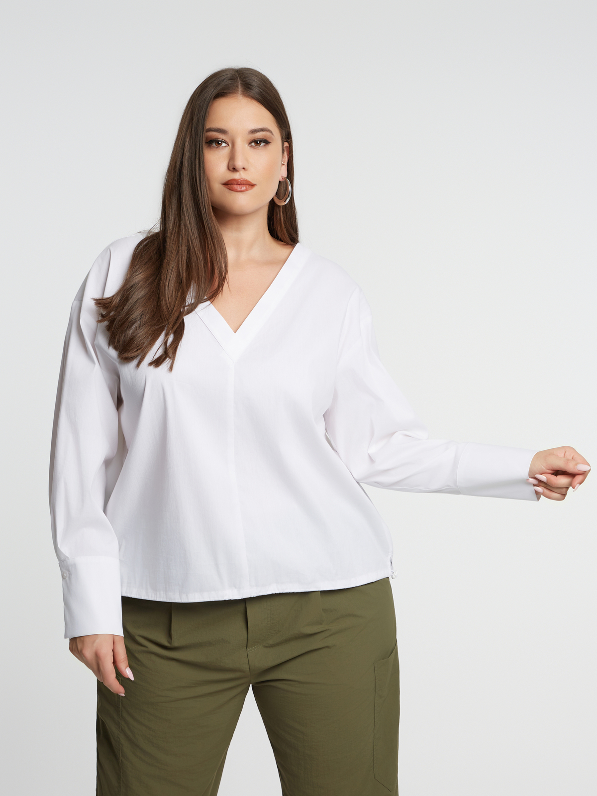 Μπλούζα μακρυμάνικη V από ελαστική ποπλίνα φωτογραφία