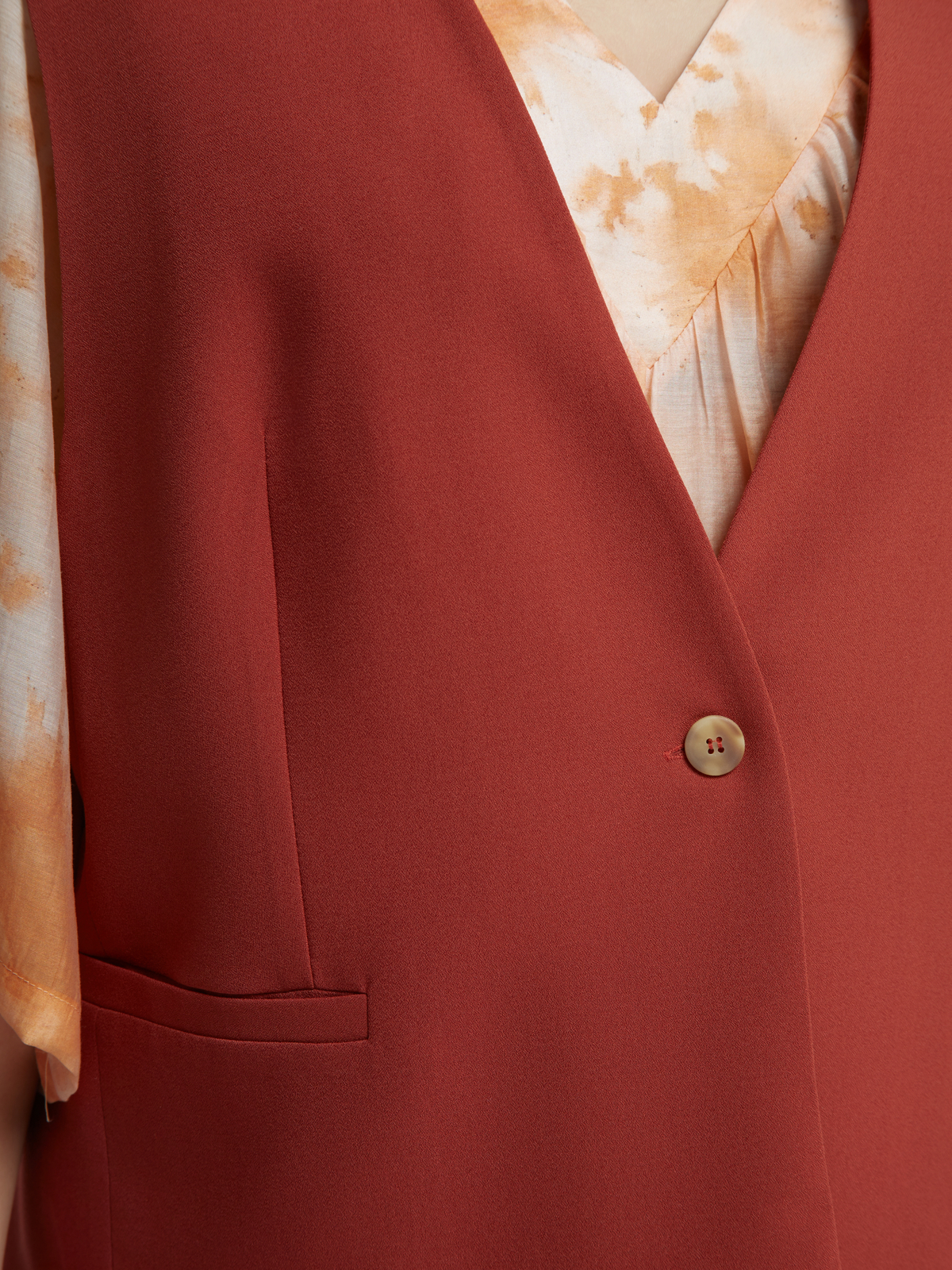 Tailored γιλέκο με κουμπί φωτογραφία