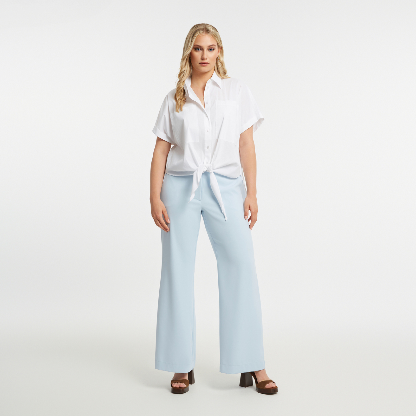 Tailored wide-leg trousers