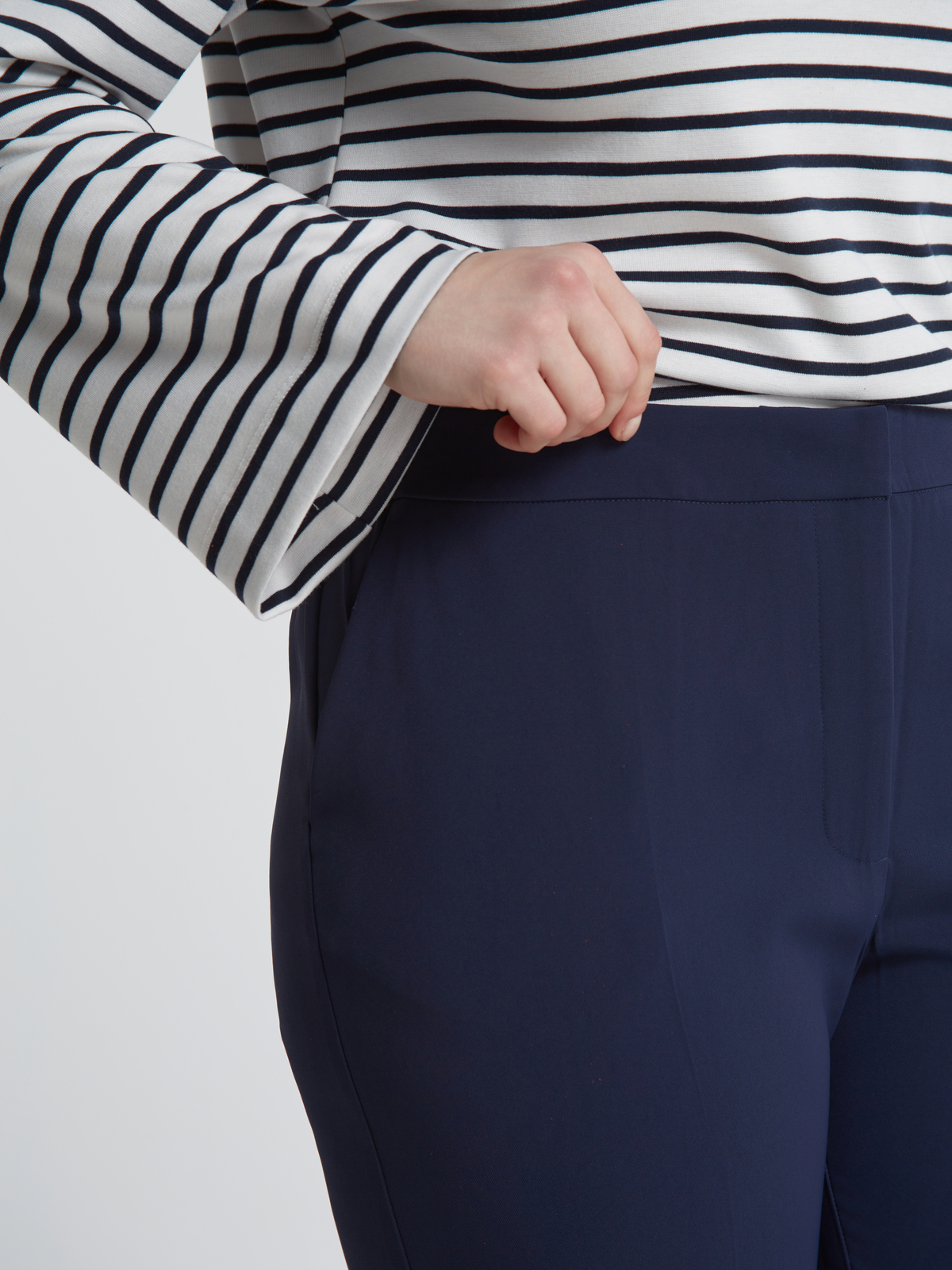 Wide-leg παντελόνι φωτογραφία