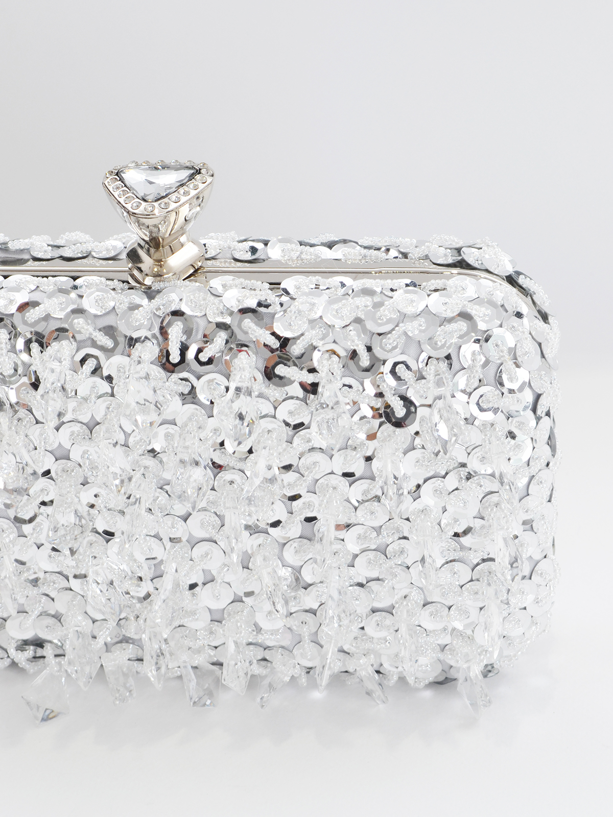 Τσάντα φάκελος με χάντρες & κούμπωμα με κόσμημα φωτογραφία