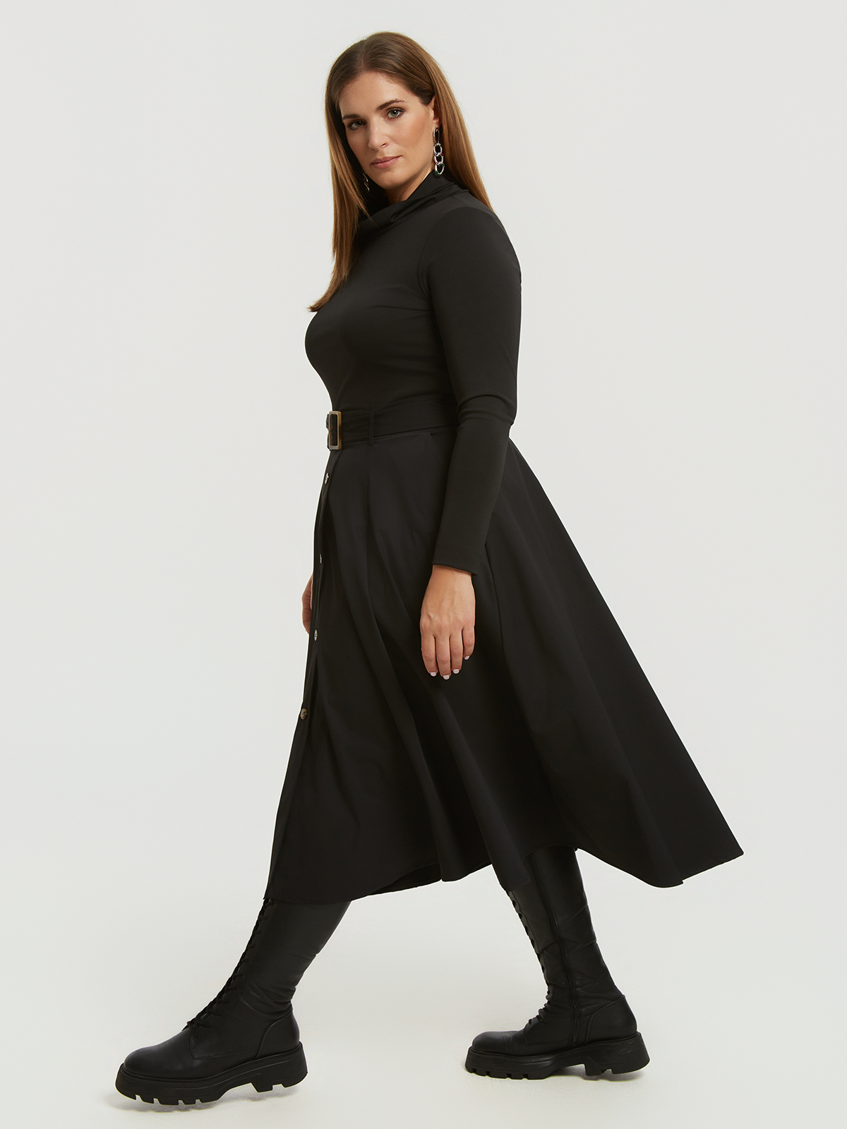 Φόρεμα ζιβάγκο με ζώνη φωτογραφία