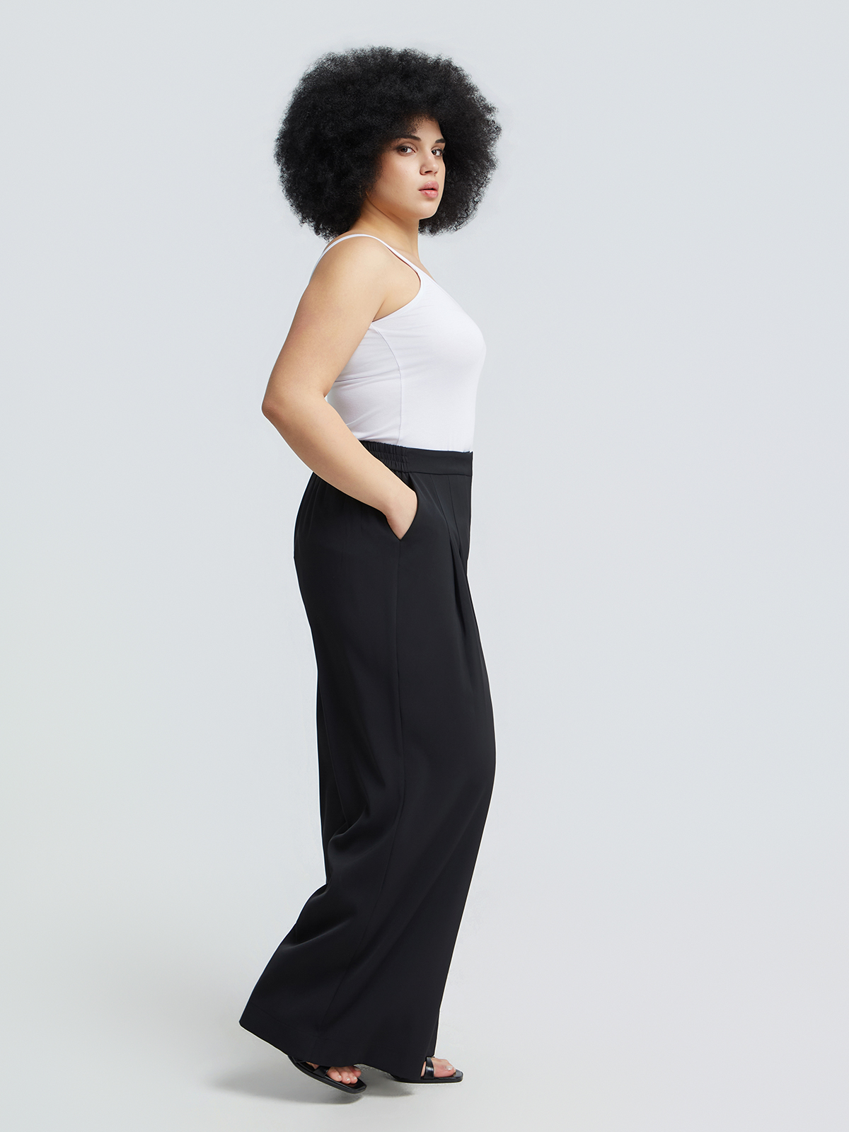 Wide-leg παντελόνι με πιέτες φωτογραφία