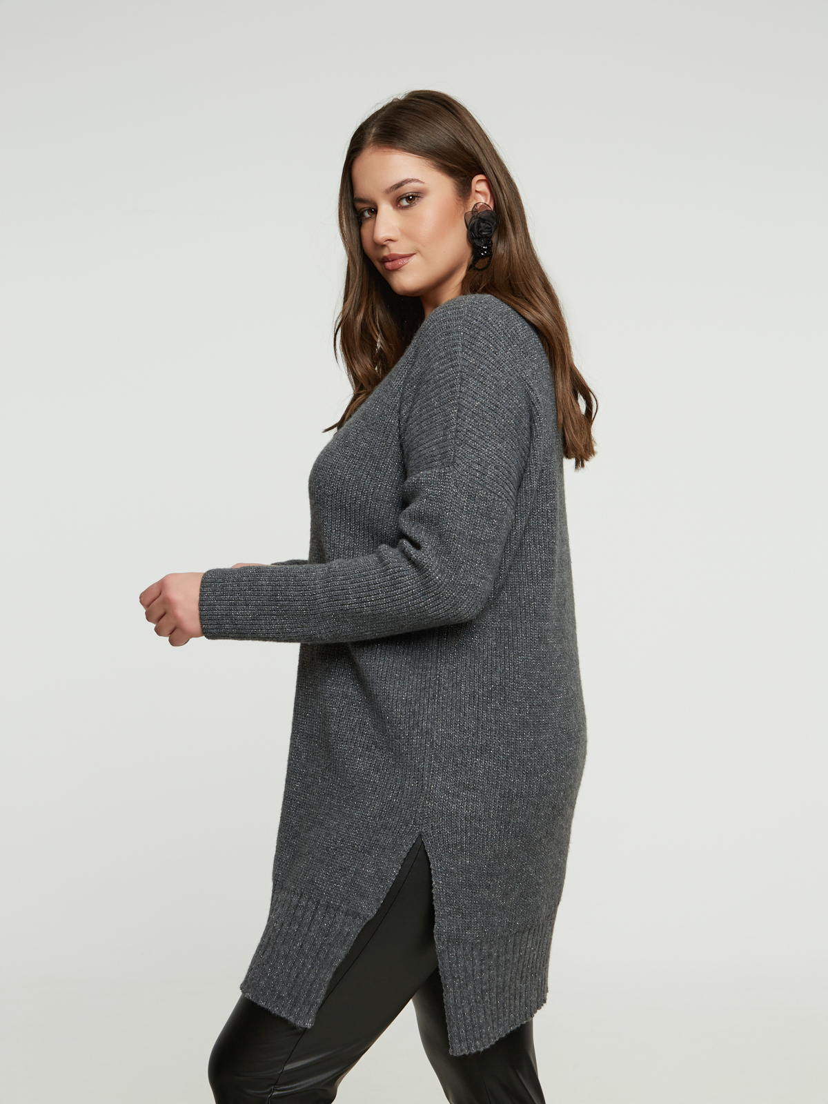 Μπλούζα πλεκτή V με μαλλί φωτογραφία