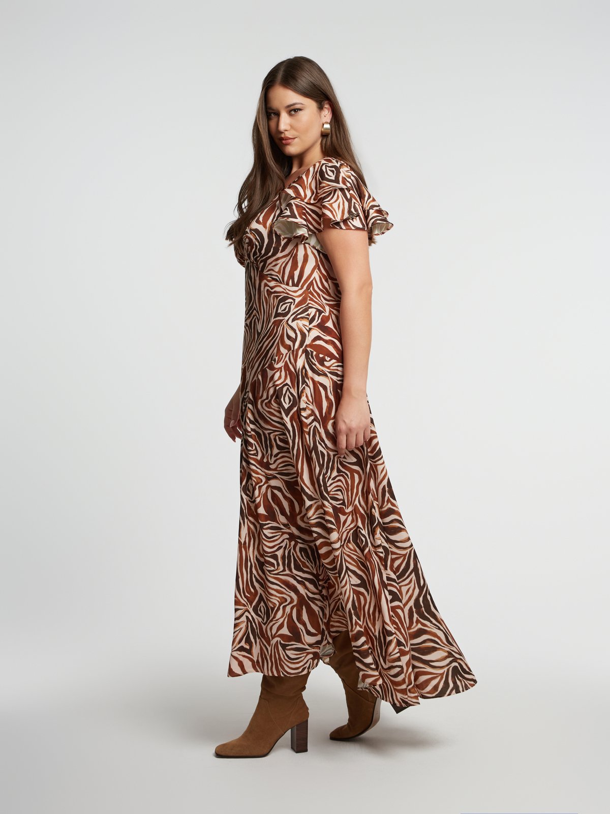 Maxi φόρεμα με ζεβρέ σχέδιο και βολάν μανίκια φωτογραφία