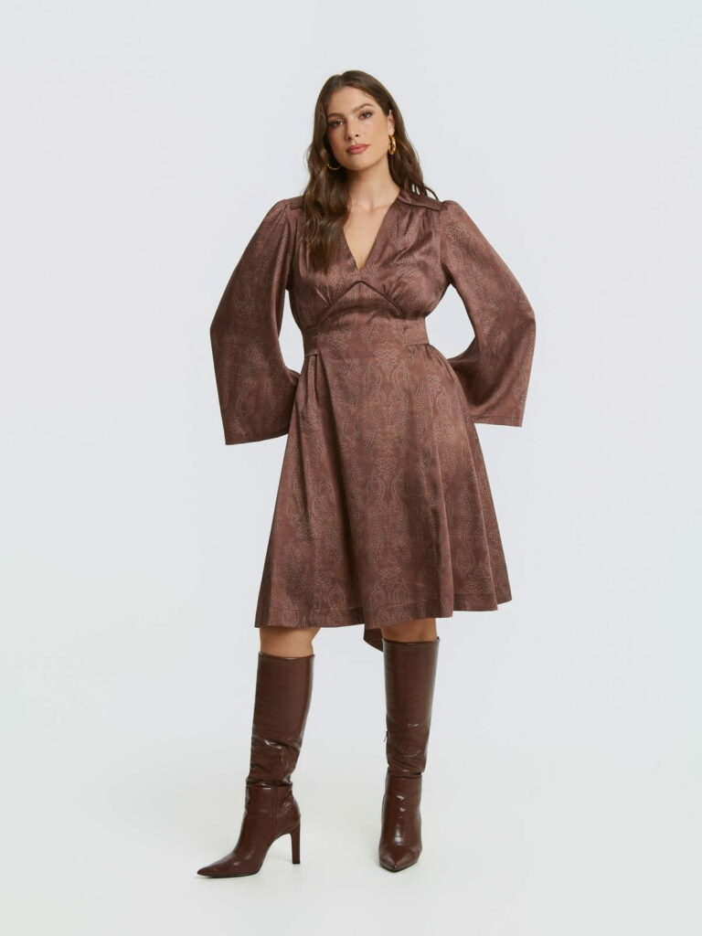 Σατέν κρουαζέ midi φόρεμα mat fashion για τις Νέες Τάσεις στη Μόδα Φθινόπωρο & Χειμώνας 2025