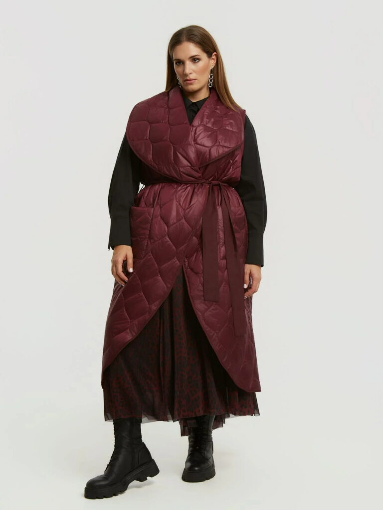 Καπιτονέ γιλέκο με ζώνη από το mat fashion