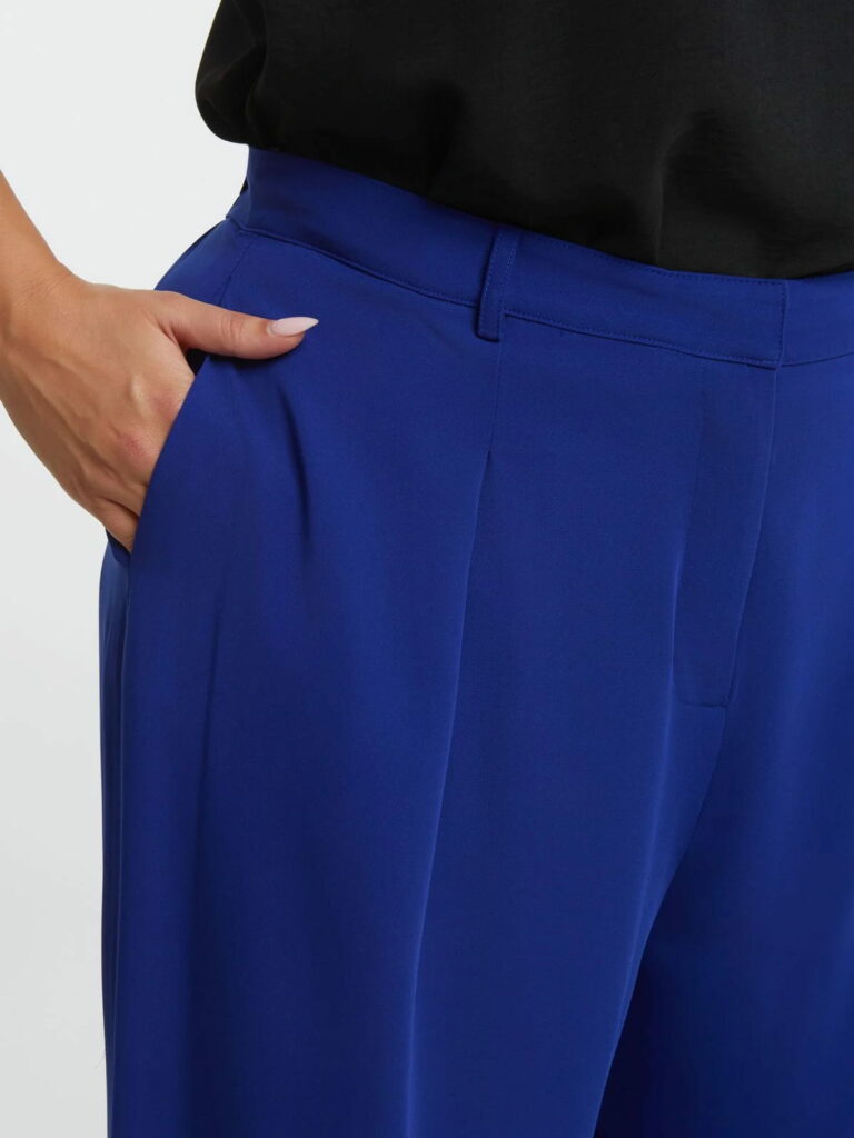 Παντελόνι wide-leg με πιέτες σε μπλε χρώμα από το mat fashion