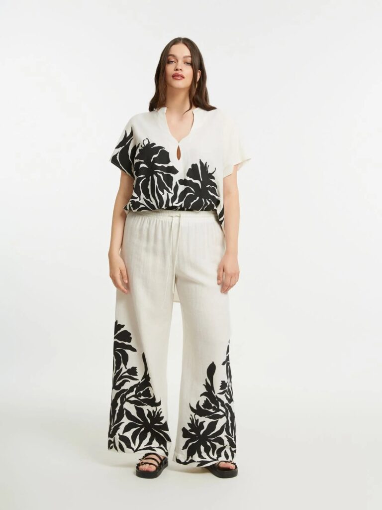 Παντελόνα βισκόζη/λινό με floral μοτίβο